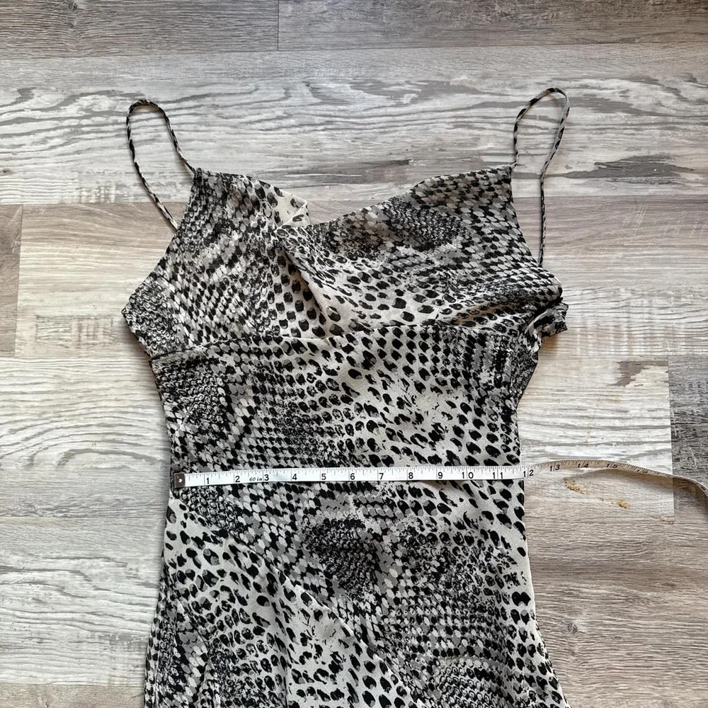 ZARA ZARA LONG ANIMAL PRINT MAXI DRESS - SIZE XS - BRAND NEW WITH TAG - Picture 3 of 8